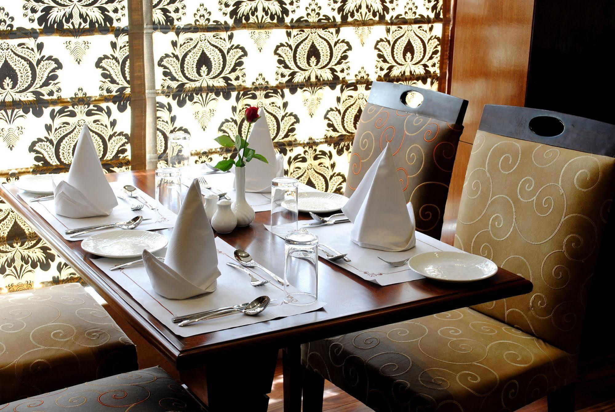 Libra - Boutique Hotel Dźajpur Zewnętrze zdjęcie